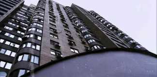 Илона Новоселова выпала с балкона и разбилась