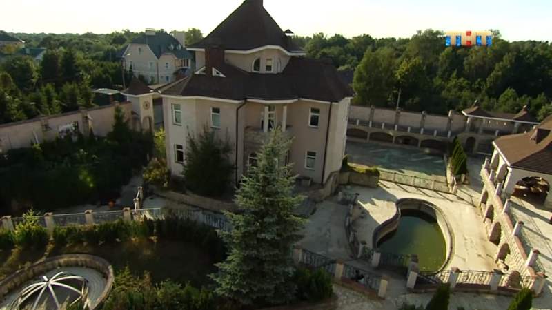 Испытание 2 серии 19 сезона Битвы экстрасенсов проходило в доме маньяка? Испытание 2 серии 19 сезона Битвы экстрасенсов проходило в доме маньяка? - ТНТ