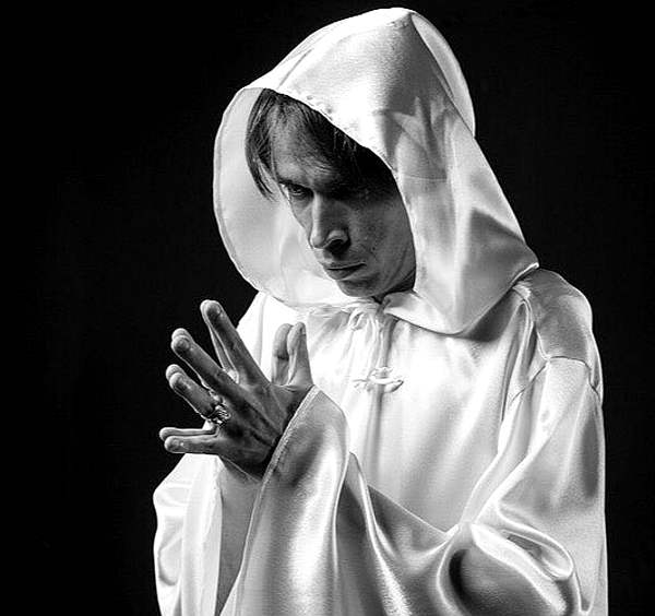 Георгий Малиновский - участник 19 сезона "Битва экстрасенсов" Георгий Малиновский