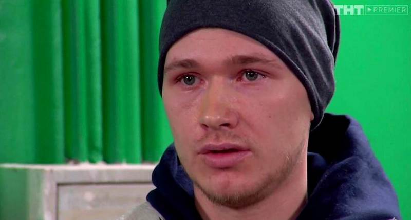 В "Школе экстрасенсов" на ТНТ Свами Даши довел "сына" до слез