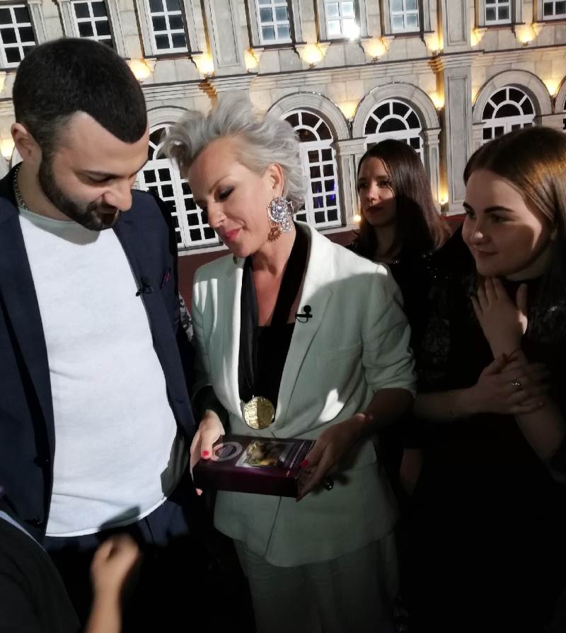 Имя победителя Школы экстрасенсов: кто получил главную награду?