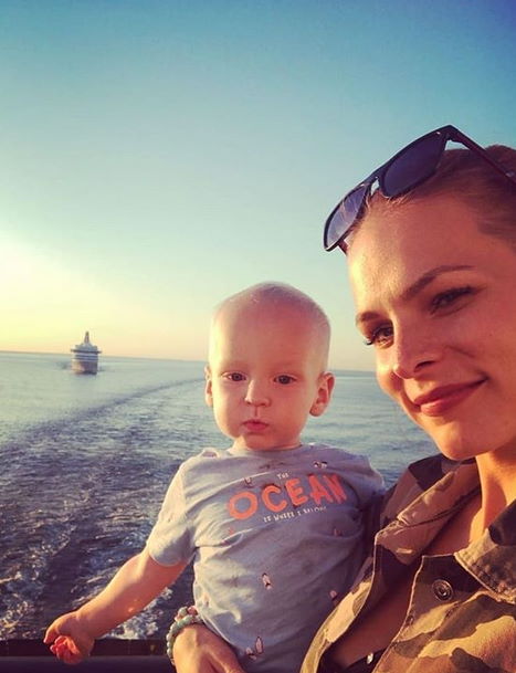 Мэрилин Керро провела отпуск в компании своих детей на море без мужа