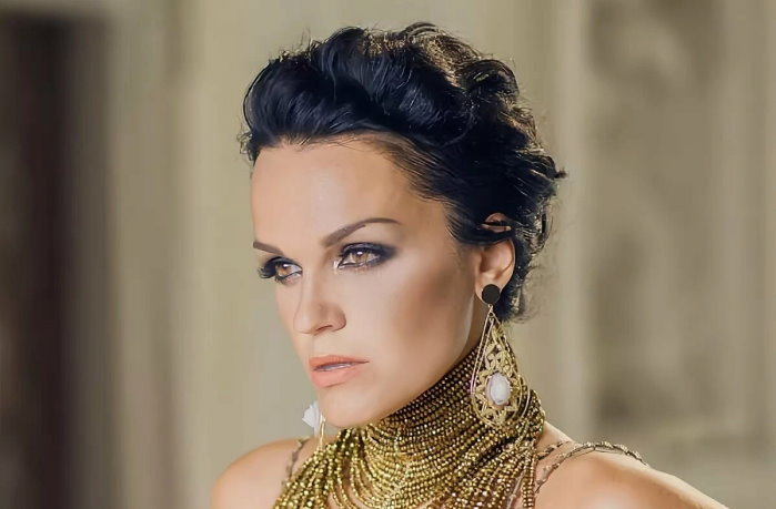 Не хочу позориться: певица Слава не стала участвовать в «Битве экстрасенсов»