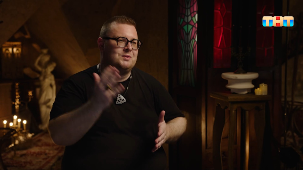 Выгланил Олега Гайкова